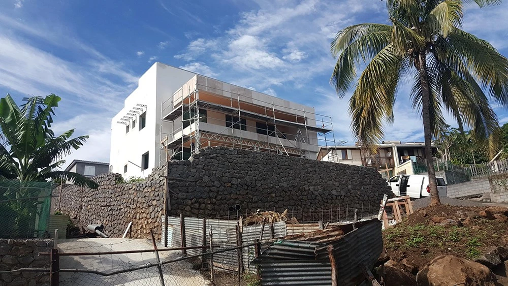 Reunion house with ALC Wall panel-2-small Reunion house with ALC Wall panel-2-small